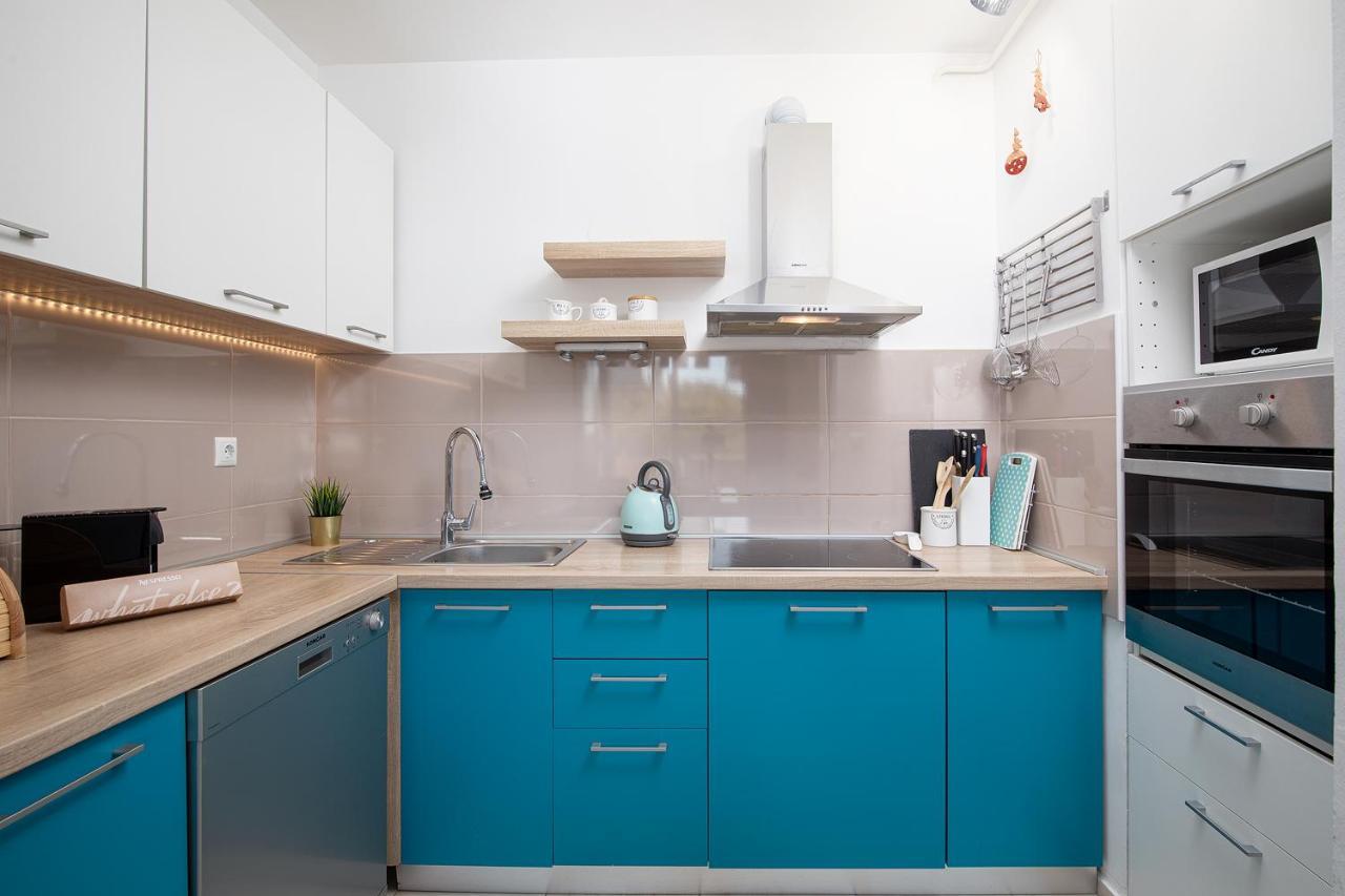 Stylish City Stay With Balcony & Free Parking พูลา ภายนอก รูปภาพ